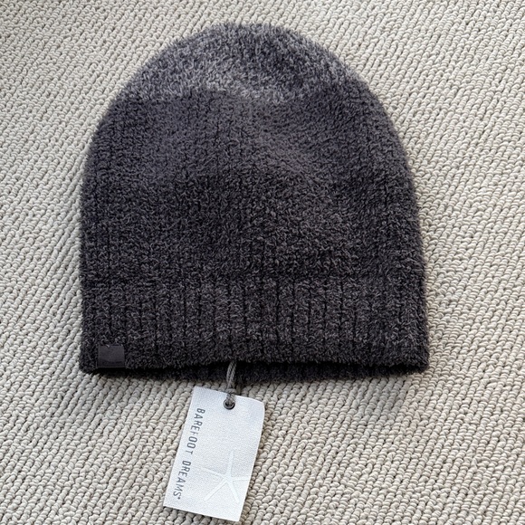 Barefoot Dreams Accessories - Barefoot Dreams Cozy Plush Rib Beanie - Charcoal